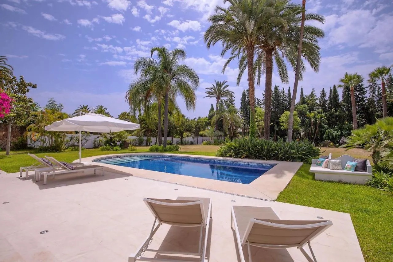 Villa El Pilar Εστεπόνα
